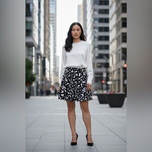 Carolina Belle Montréal, Black & White Floral Flared Skirt, Size 12